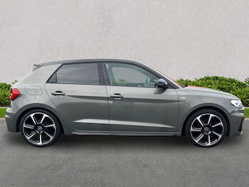Used Audi A1 2022 for sale - 76471004: Photo