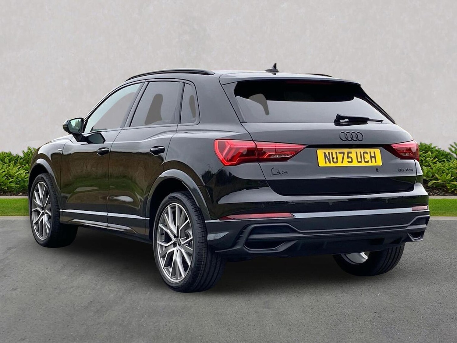 Used Audi Q3 2025 for sale - 78193062: Photo 2