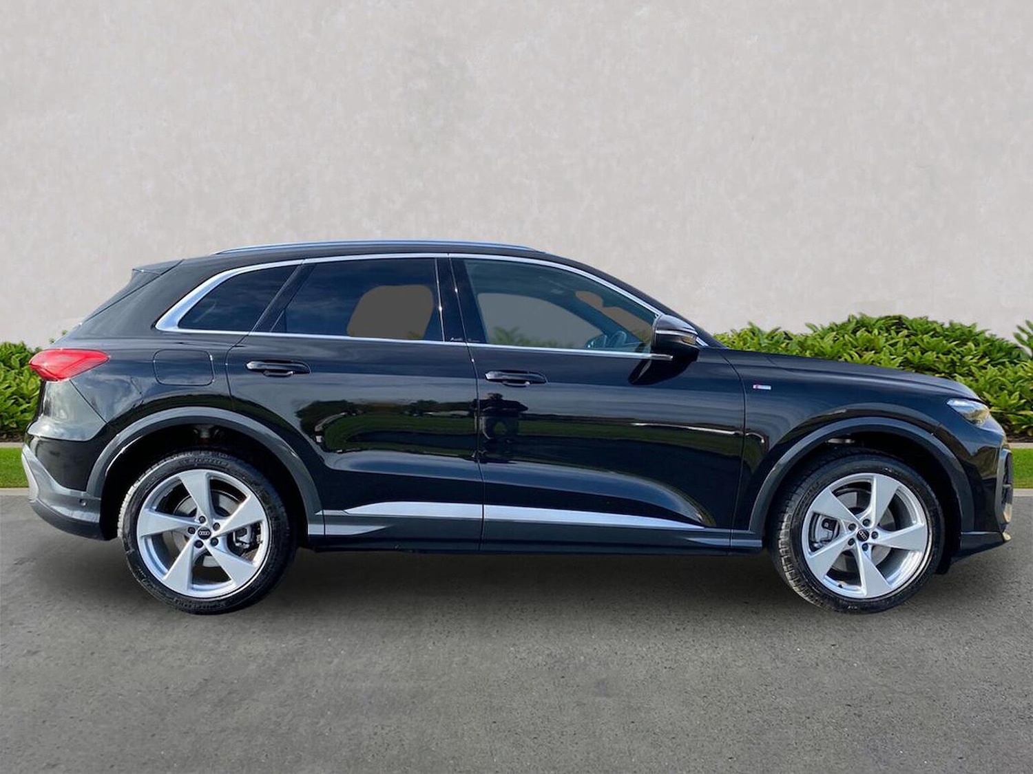 Used Audi Q5 2025 for sale - 77489249: Photo 3