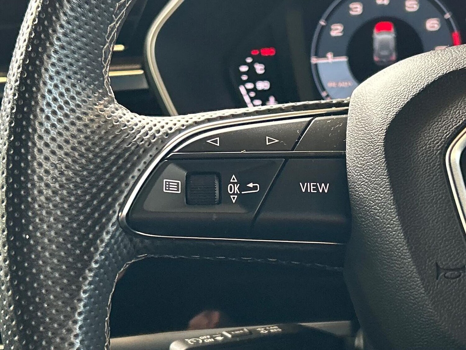 Used Audi Q3 2023 for sale - 76547635: Photo 26