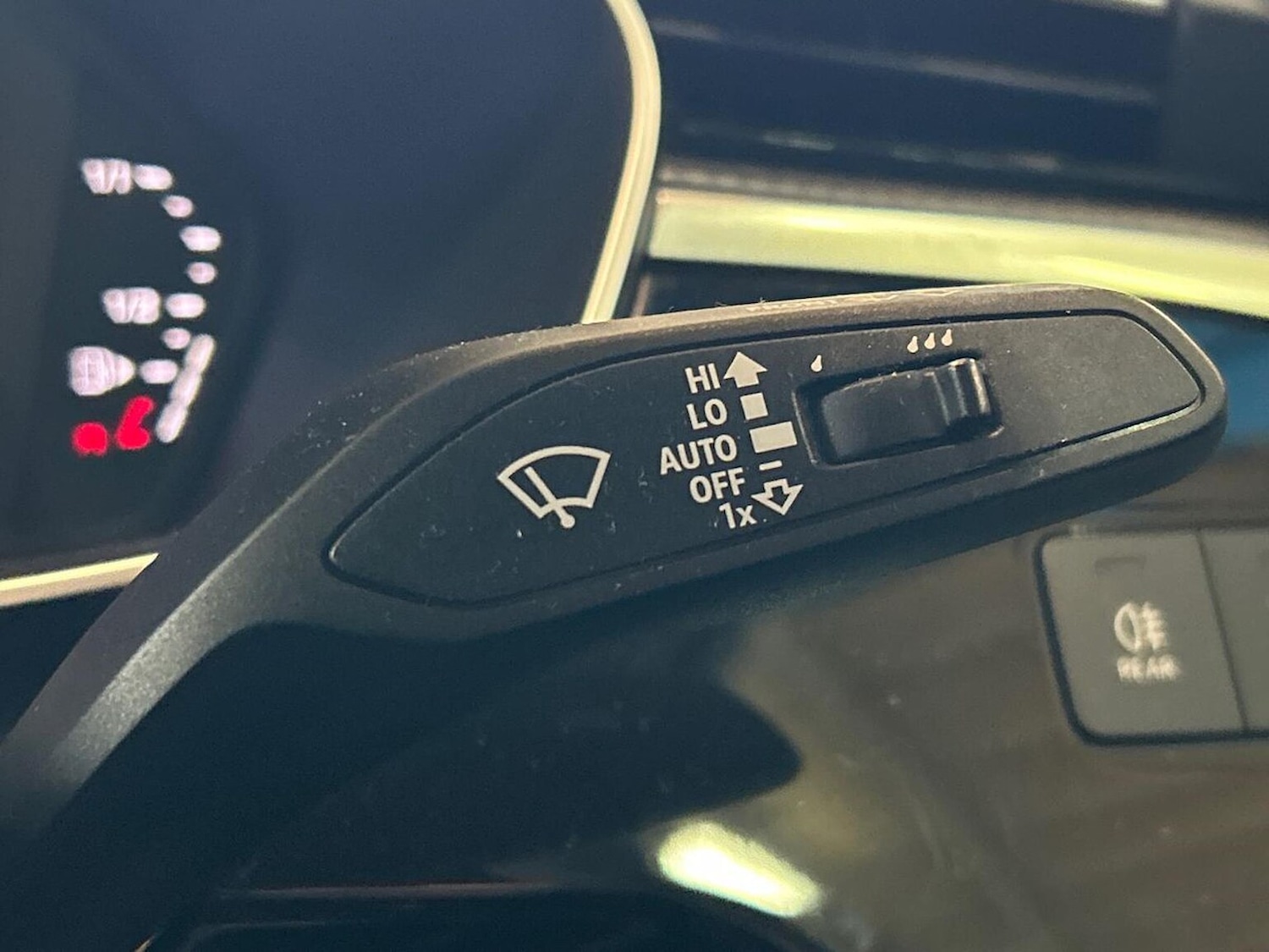 Used Audi Q3 2023 for sale - 76547635: Photo 28