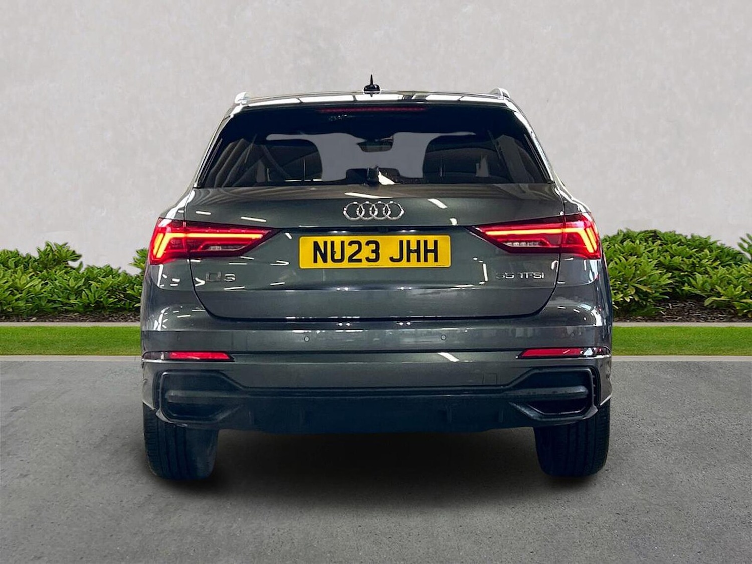 Used Audi Q3 2023 for sale - 76547635: Photo 4