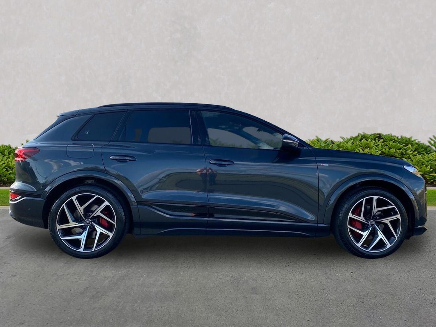 Used Audi Q6 e-tron 2025 for sale - 76520992: Photo 3