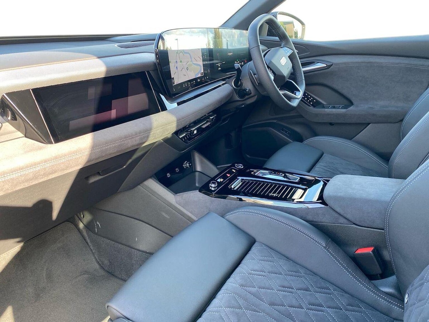 Used Audi Q6 e-tron 2025 for sale - 76520992: Photo 7