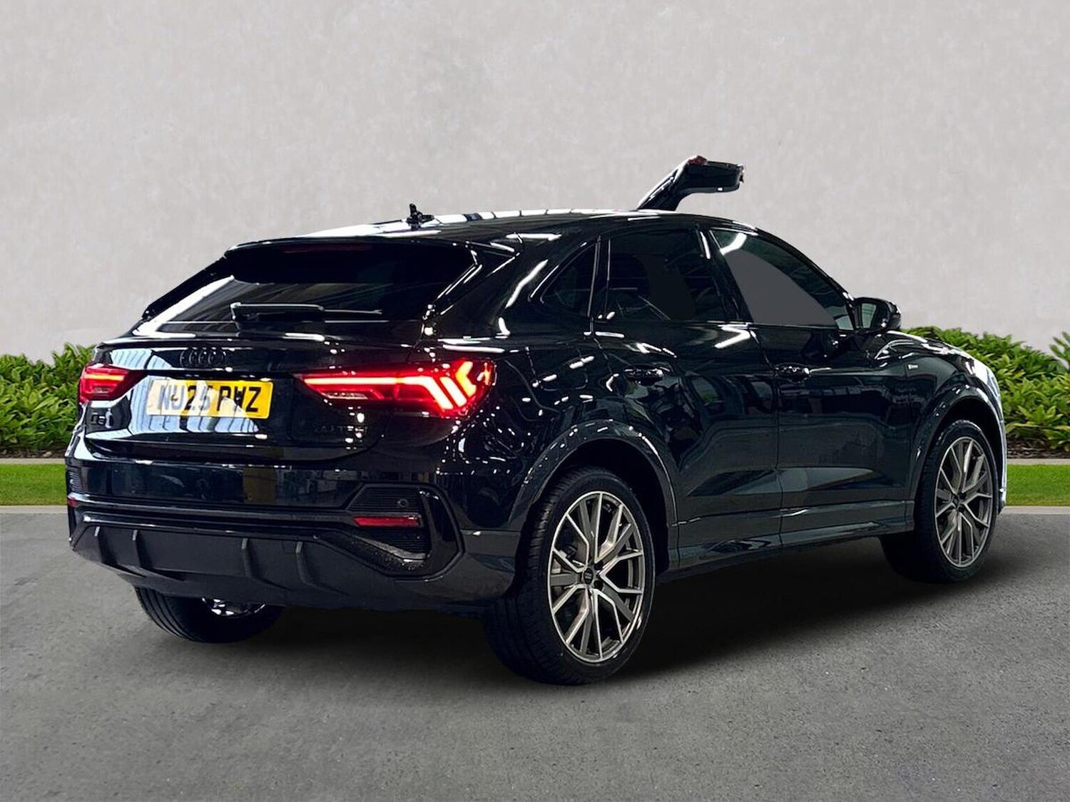 Used Audi Q3 2025 for sale - 76517939: Photo 18