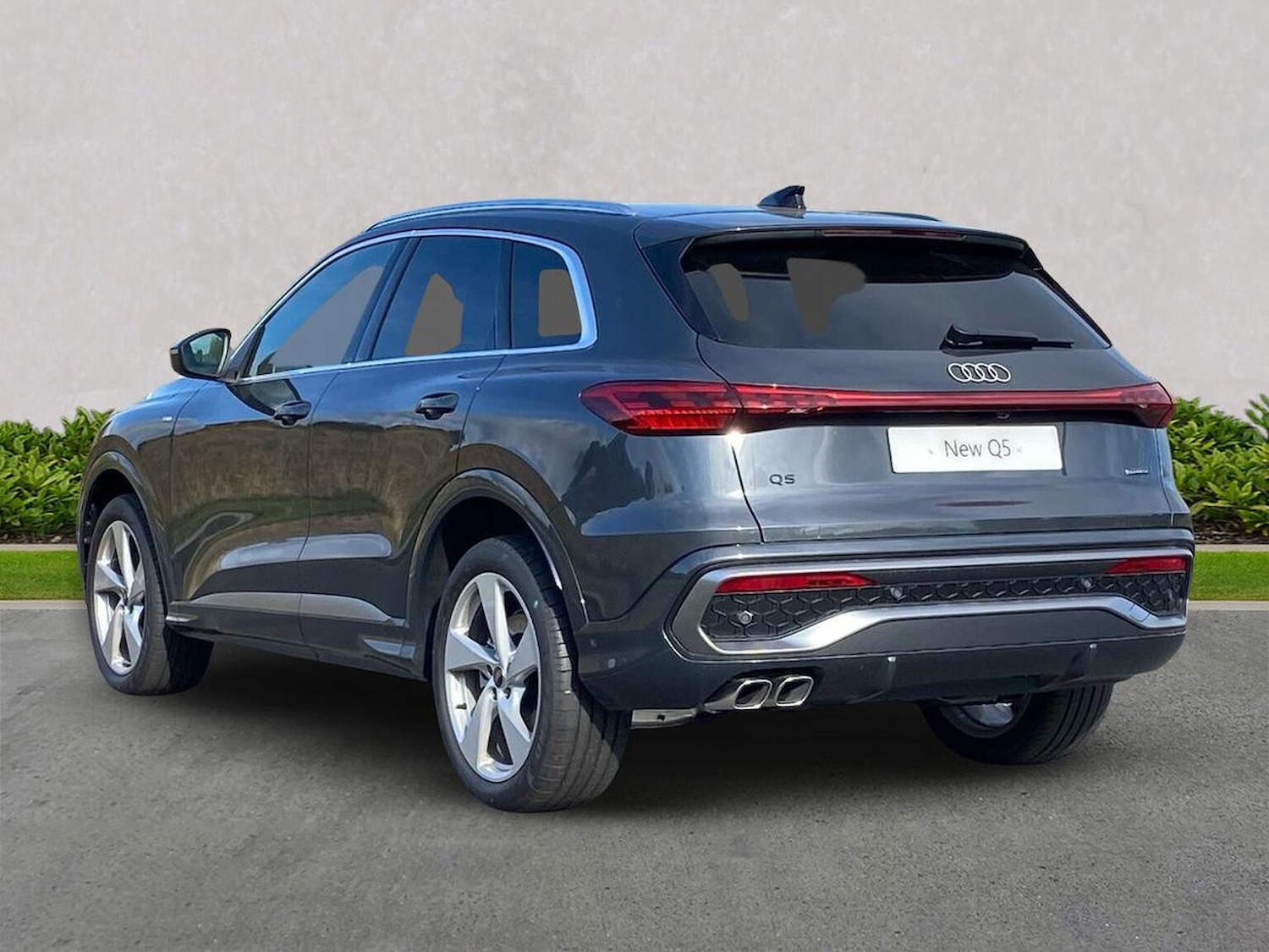 Used Audi Q5 2025 for sale - 76699375: Photo 2