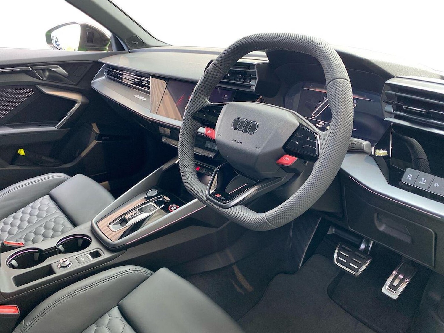 Used Audi RS3 2025 for sale - 76436514: Photo 15