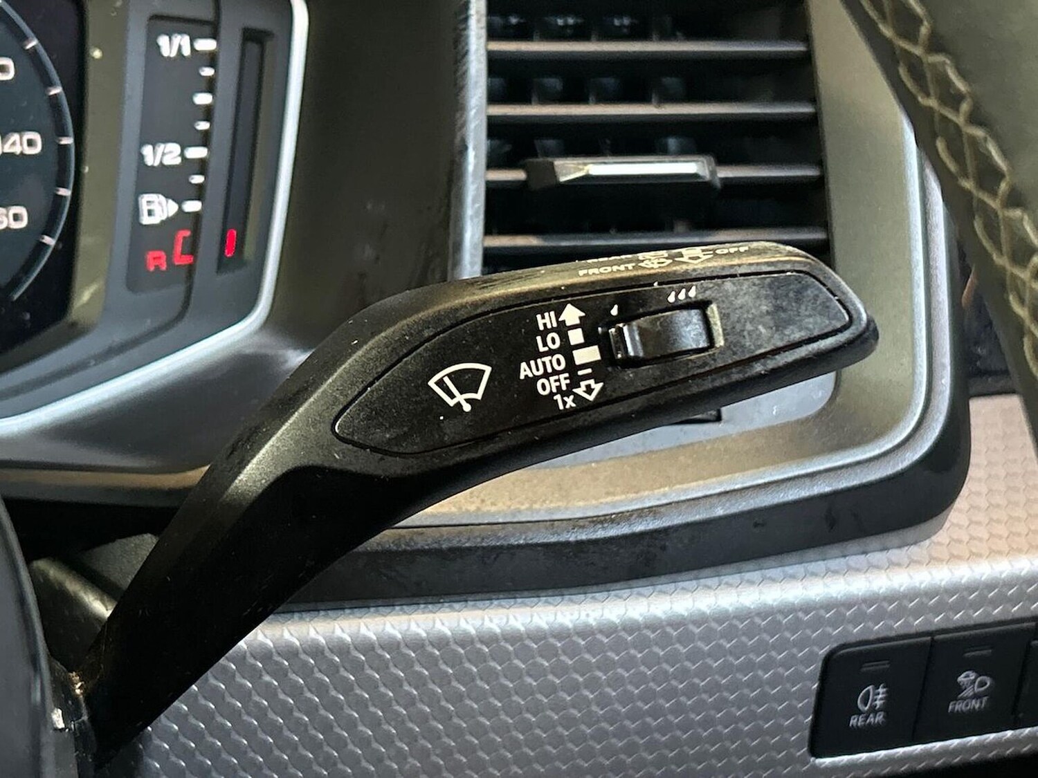 Vehicle 28