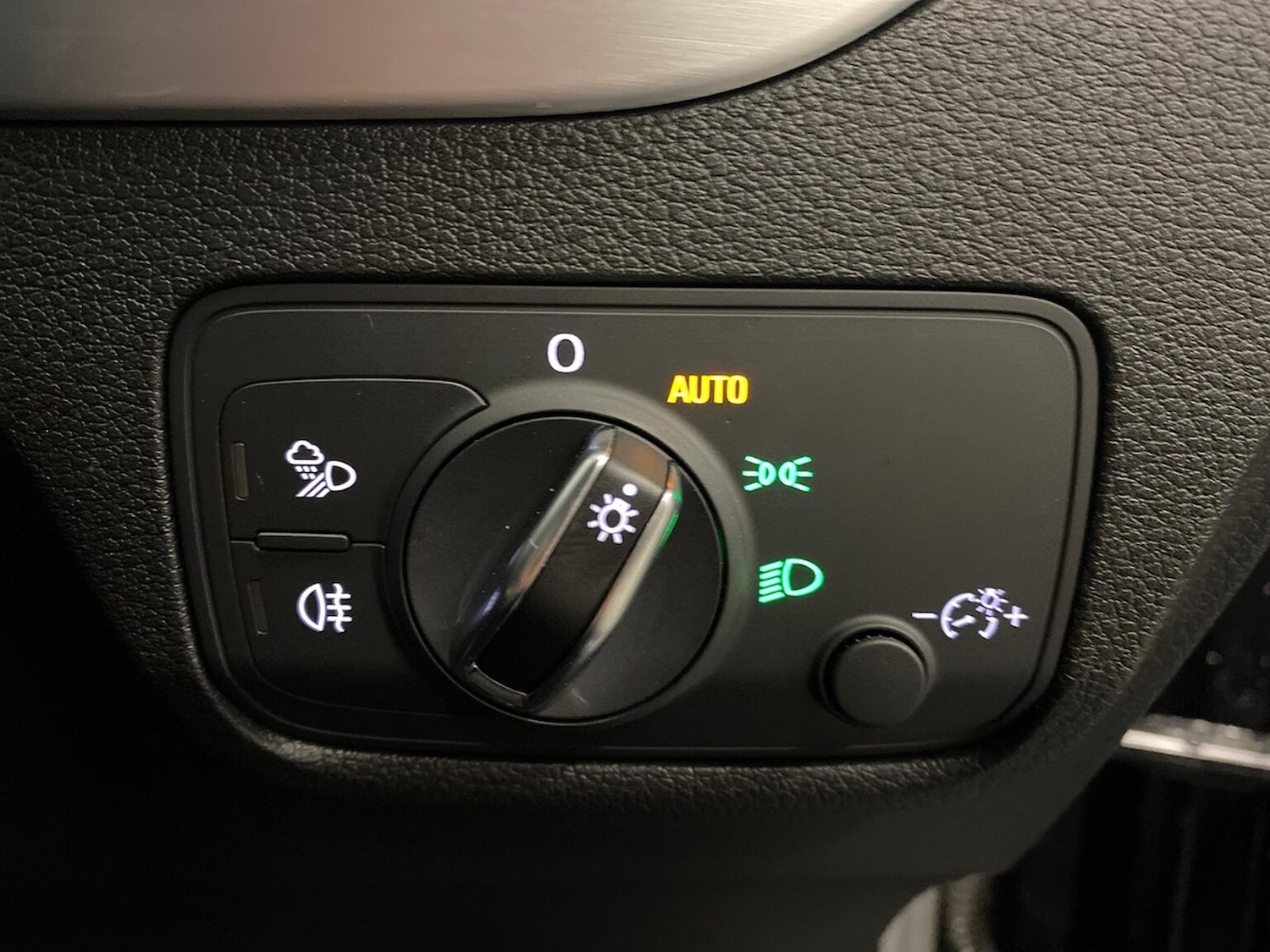 Used Audi Q2 2025 for sale - 76114281: Photo 33