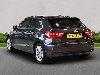 Used Audi A1 2019 for sale - 76165084: Photo 2