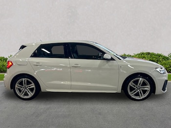 Used Audi A1 2022 for sale - 76198386: Photo