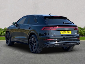 Used Audi Q8 2025 for sale - 75731003: Photo