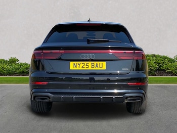 Used Audi Q8 2025 for sale - 75731003: Photo