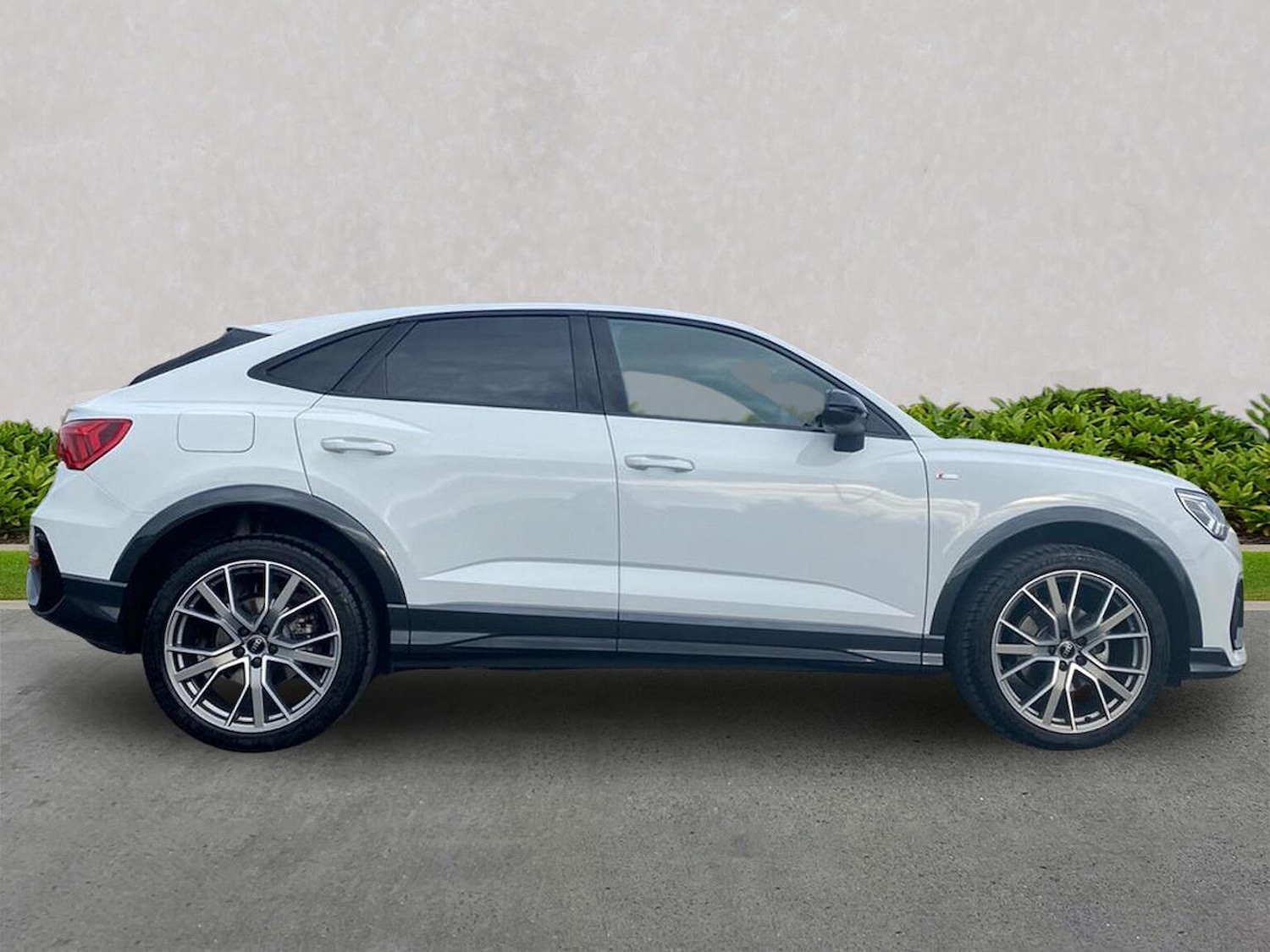 Used Audi Q3 2025 for sale - 76504928: Photo 3