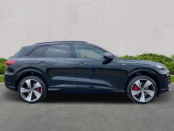Used Audi Q5 2025 for sale - 75605005: Photo