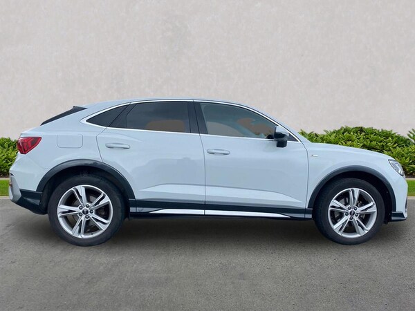 Used Audi Q3 2023 for sale - 76198345: Photo 3