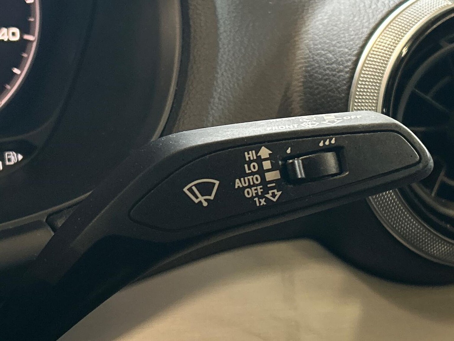 Used Audi Q2 2022 for sale - 76292976: Photo 28