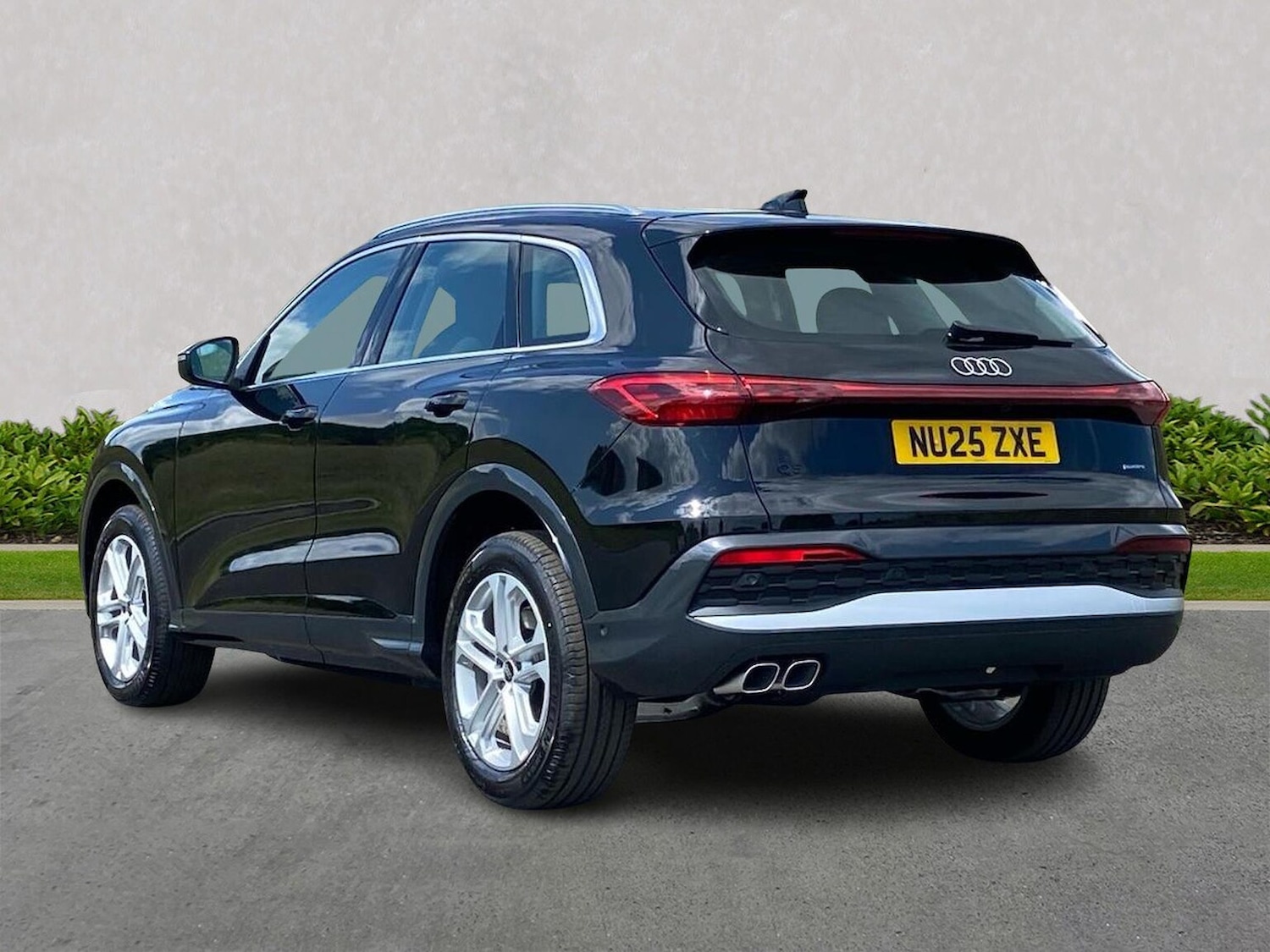 Used Audi Q5 2025 for sale - 76165086: Photo 2