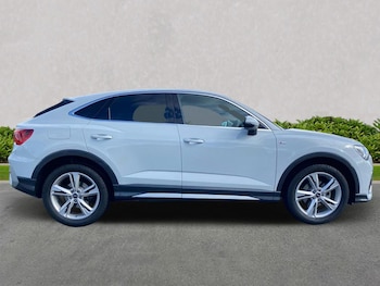 Used Audi Q3 2024 for sale - 75956855: Photo