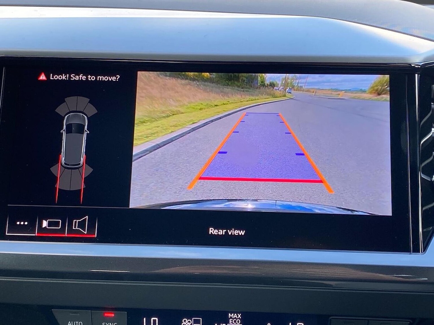 Used Audi Q4 e-tron 2025 for sale - 76699384: Photo 23