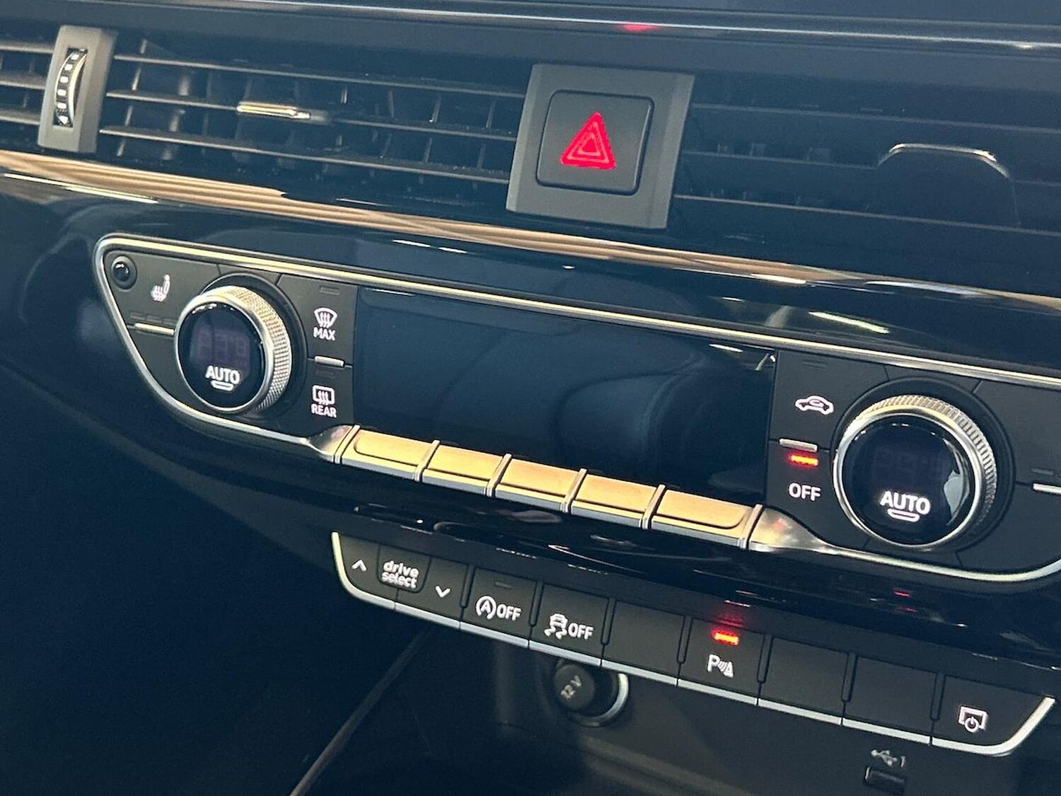 Used Audi A4 2023 for sale - 78193157: Photo 14