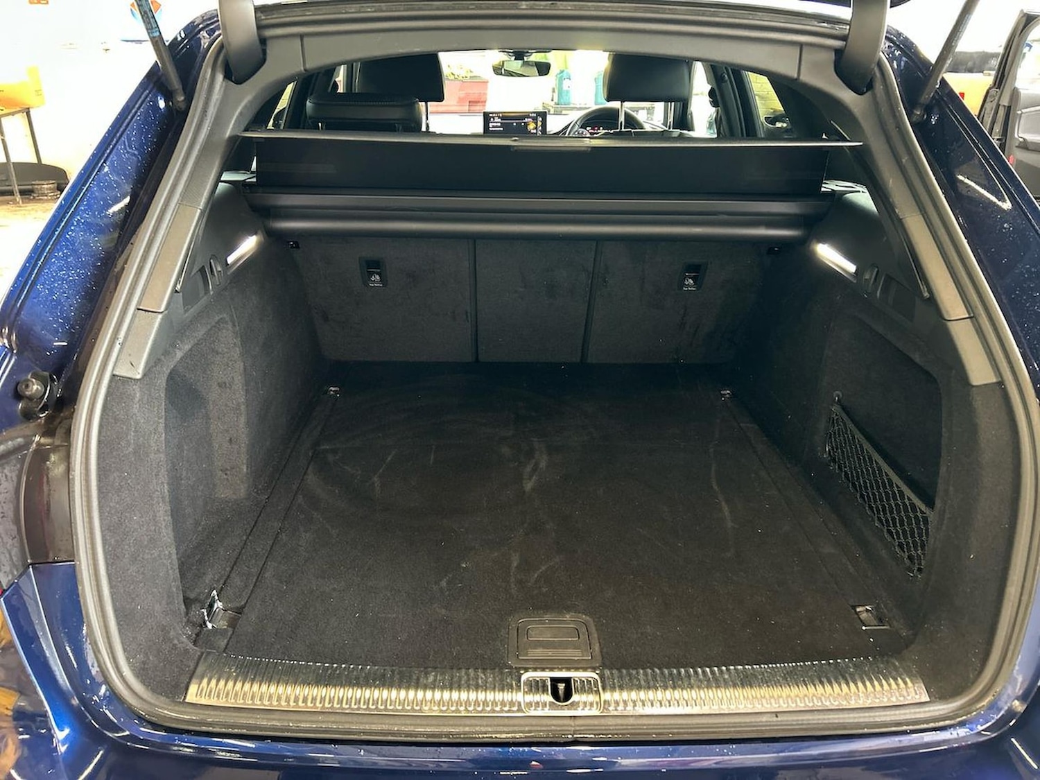 Used Audi A4 2020 for sale - 76357858: Photo 17