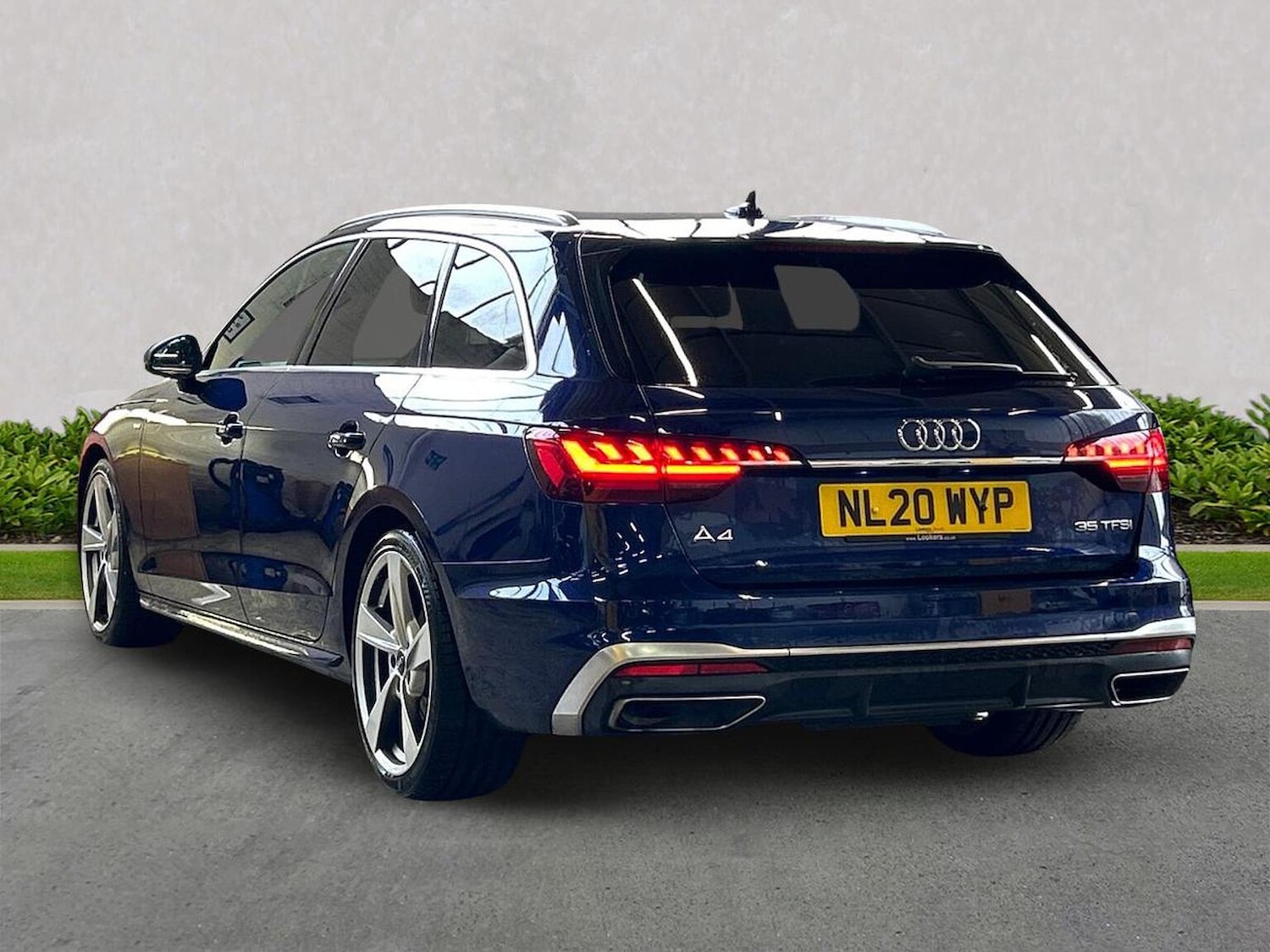 Used Audi A4 2020 for sale - 76357858: Photo 2