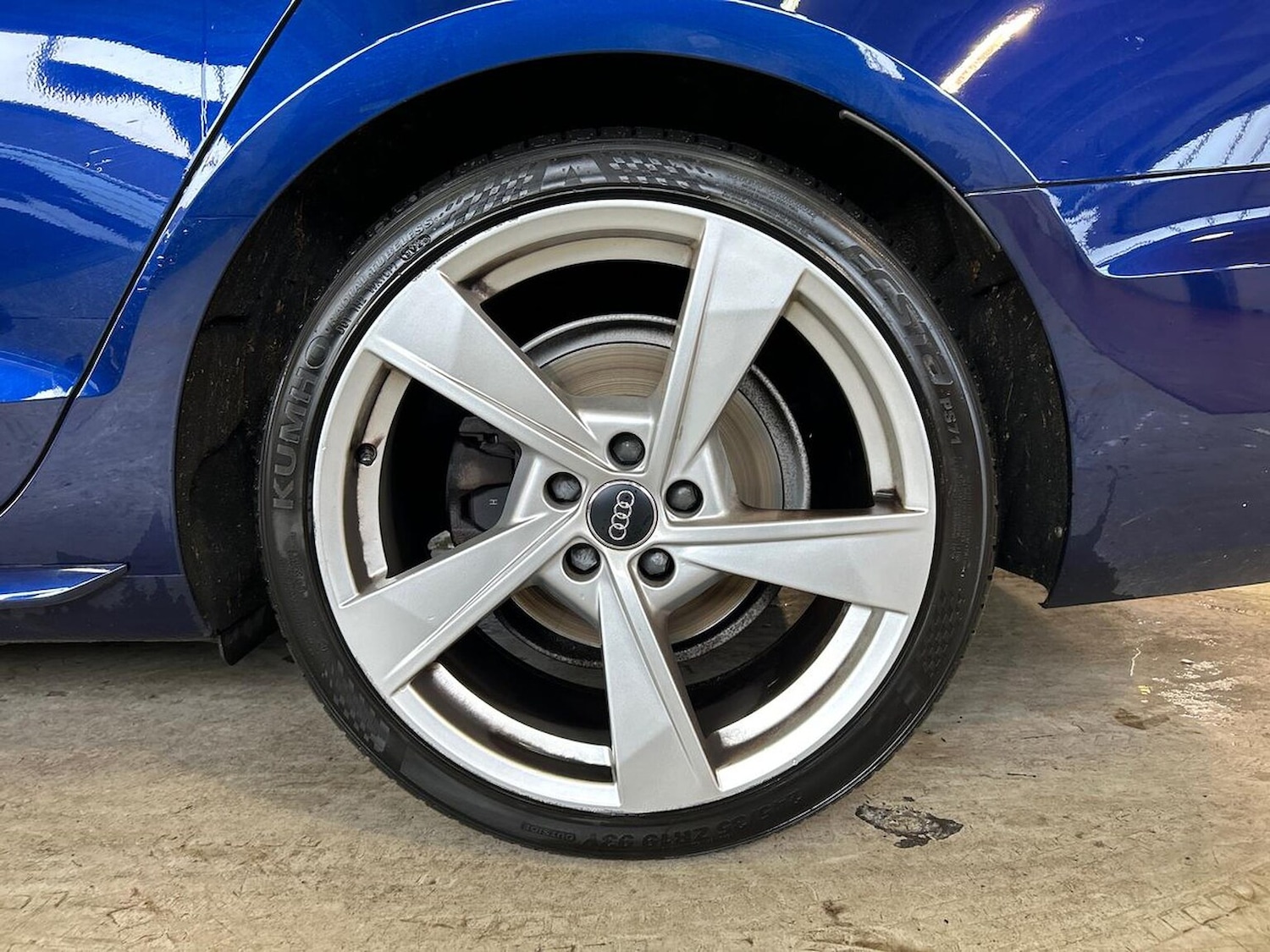 Used Audi A4 2020 for sale - 76357858: Photo 6