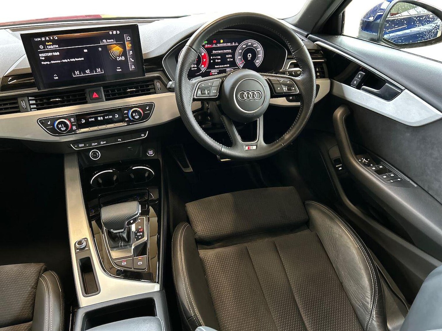 Used Audi A4 2020 for sale - 76357858: Photo 9