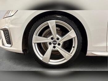 Used Audi A4 2023 for sale - 78353328: Photo