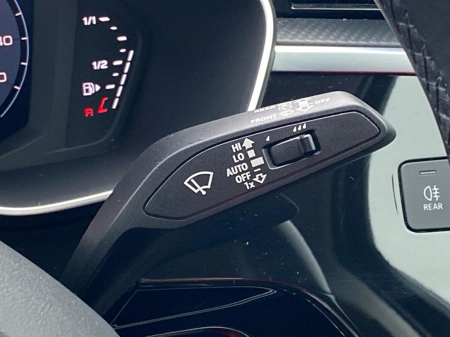 Used Audi Q3 2021 for sale - 76807536: Photo 28