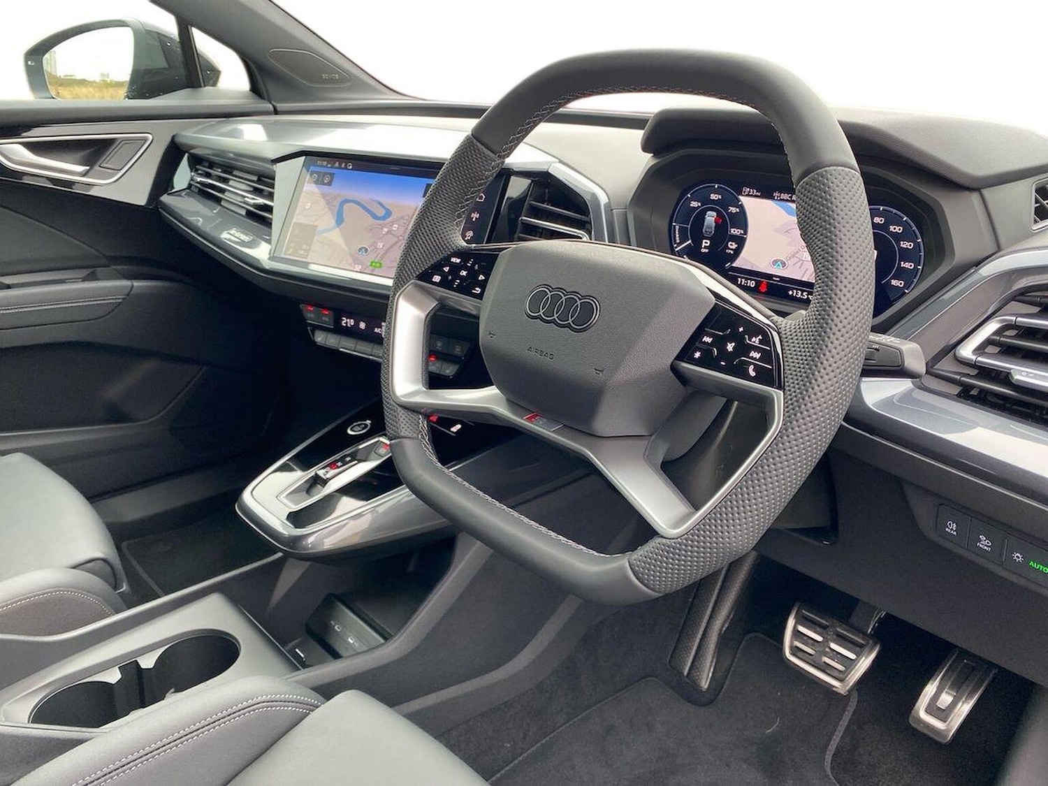 Used Audi Q4 e-tron 2025 for sale - 76478231: Photo 15