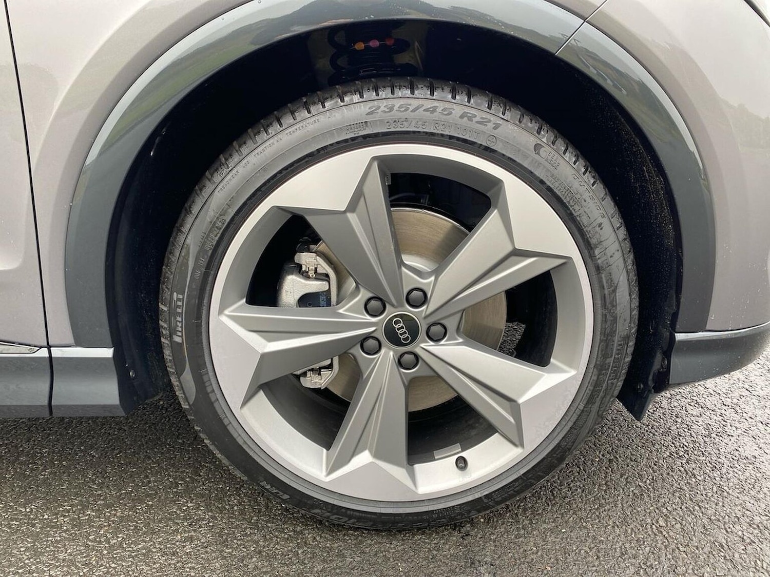 Used Audi Q4 e-tron 2025 for sale - 76478231: Photo 6