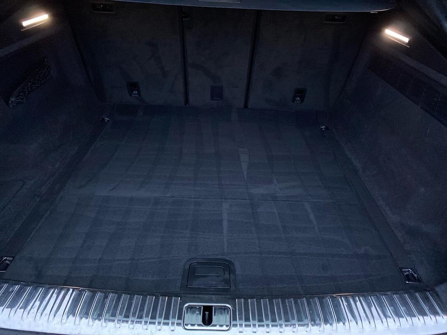 Used Audi Q8 2022 for sale - 76751907: Photo 17