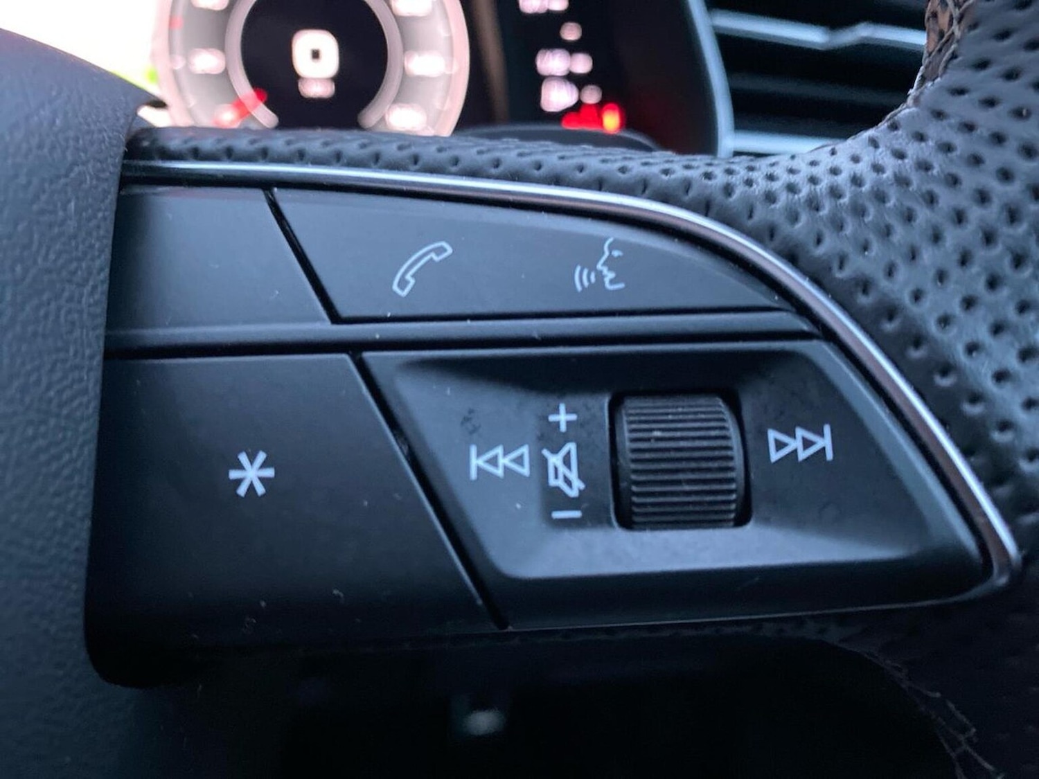 Used Audi Q8 2022 for sale - 76751907: Photo 26