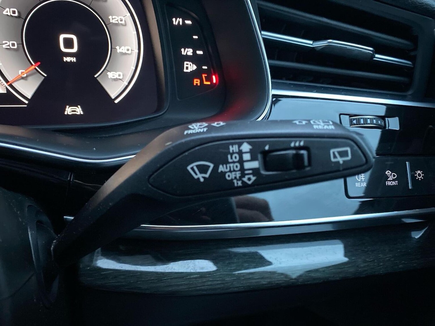 Used Audi Q8 2022 for sale - 76751907: Photo 28