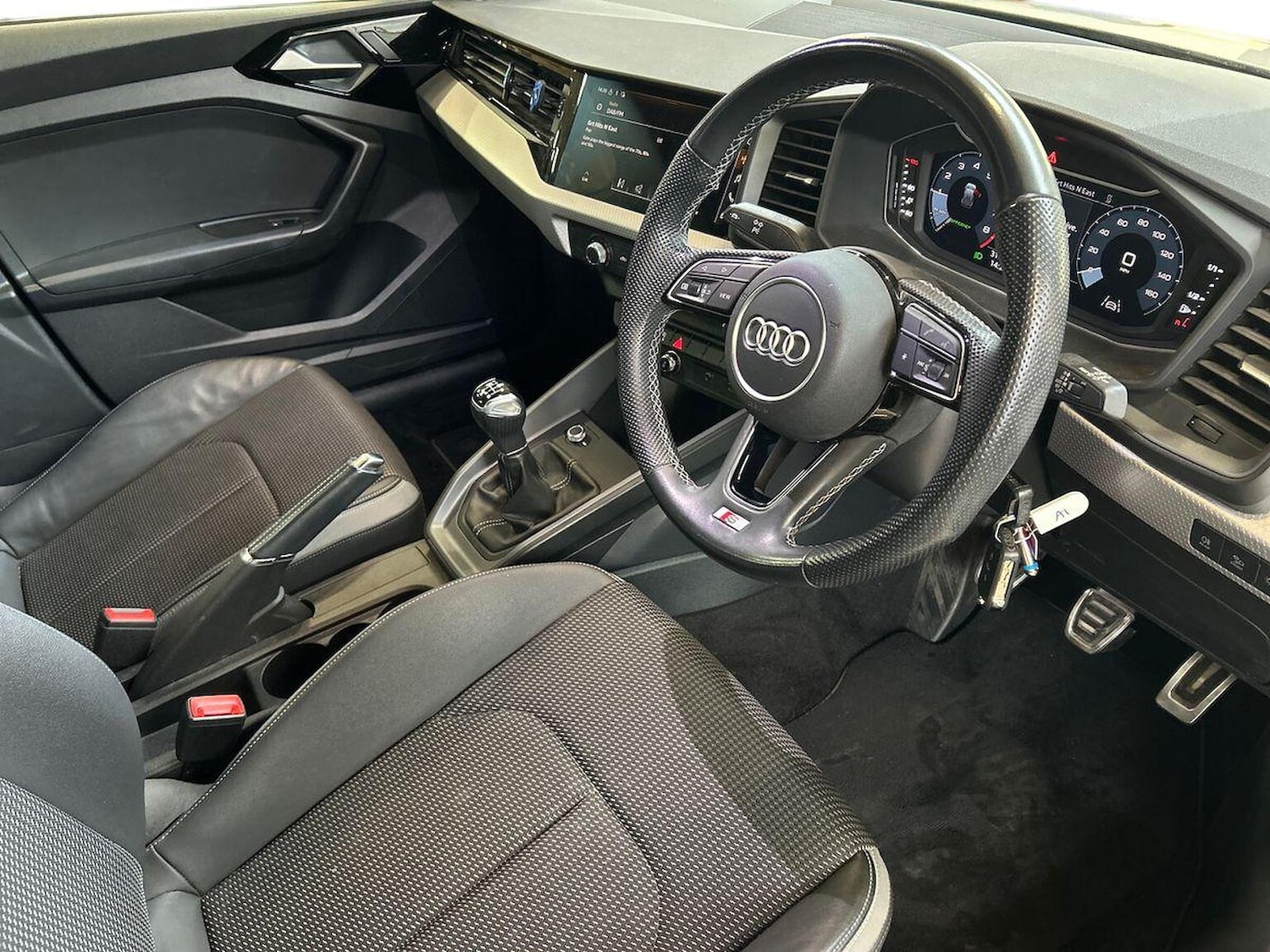 Used Audi A1 2023 for sale - 76357860: Photo 15