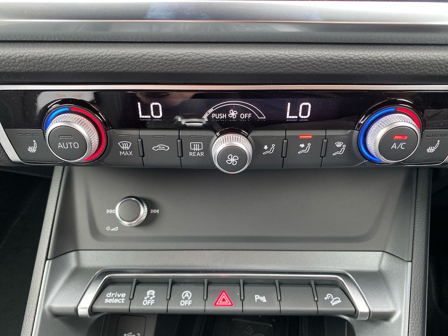 Used Audi Q3 2025 for sale - 77028059: Photo 12