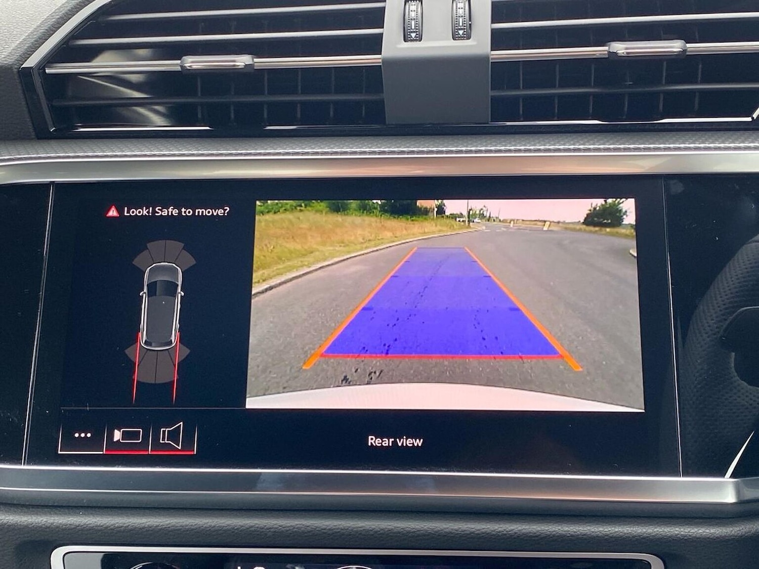 Used Audi Q3 2025 for sale - 77028059: Photo 23