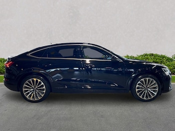 Used Audi Q8 2023 for sale - 78841073: Photo