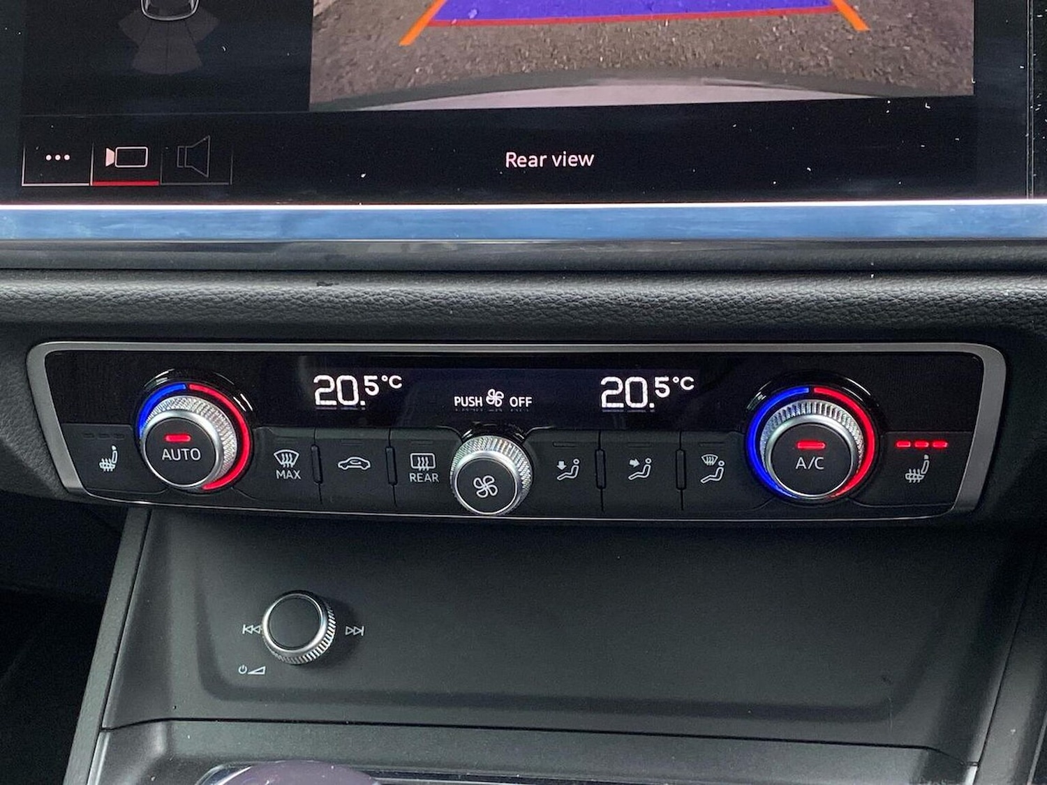 Used Audi Q3 2023 for sale - 76402399: Photo 12