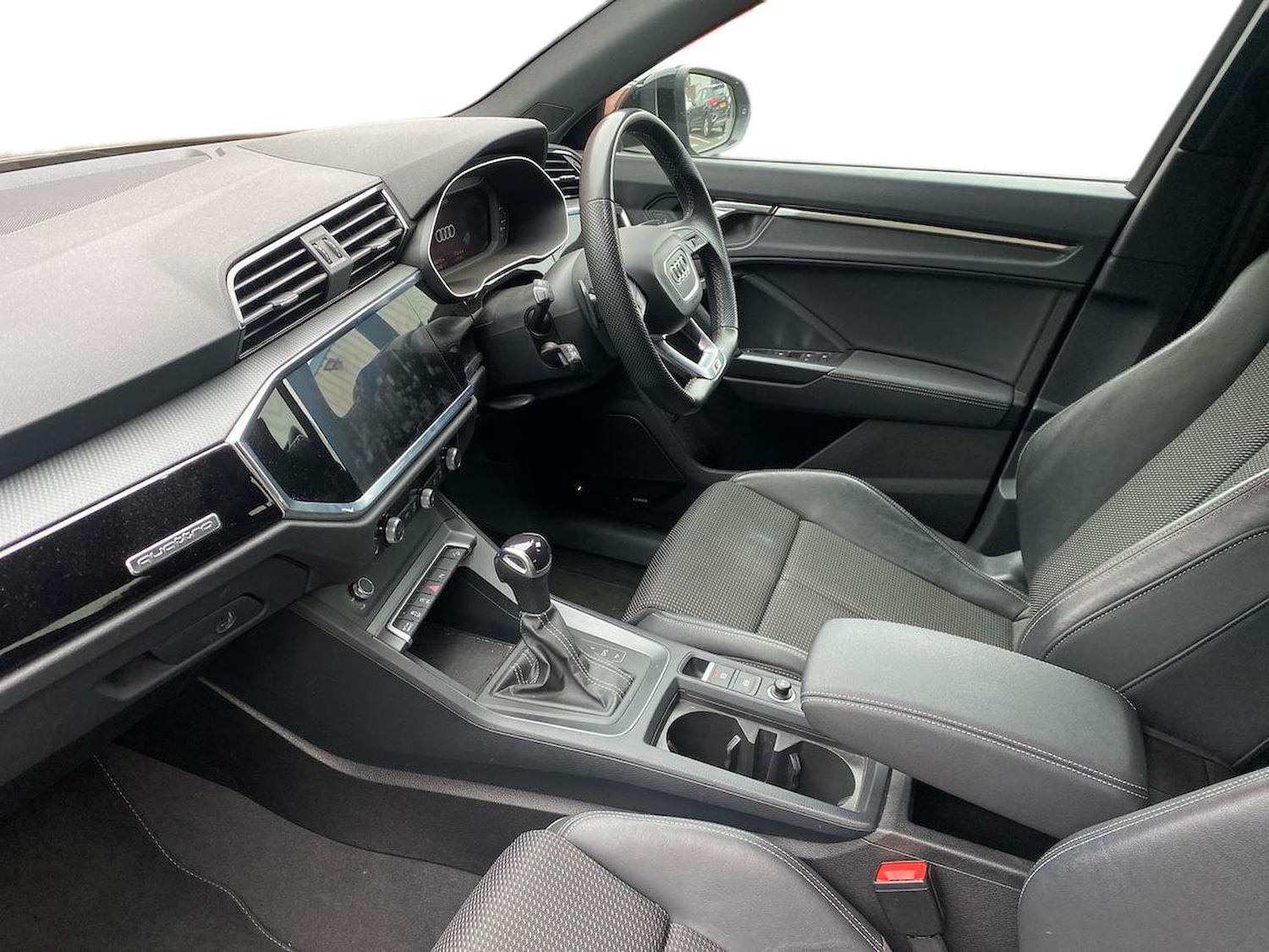 Used Audi Q3 2023 for sale - 76402399: Photo 7