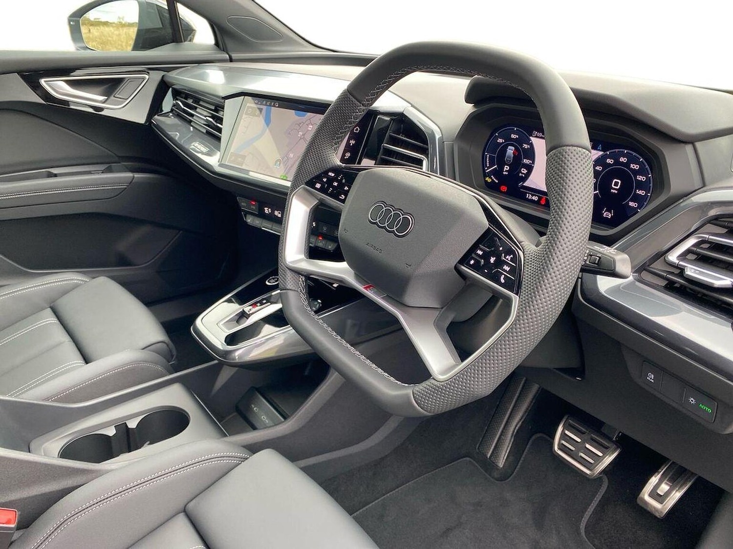 Used Audi Q4 e-tron 2025 for sale - 76699383: Photo 15