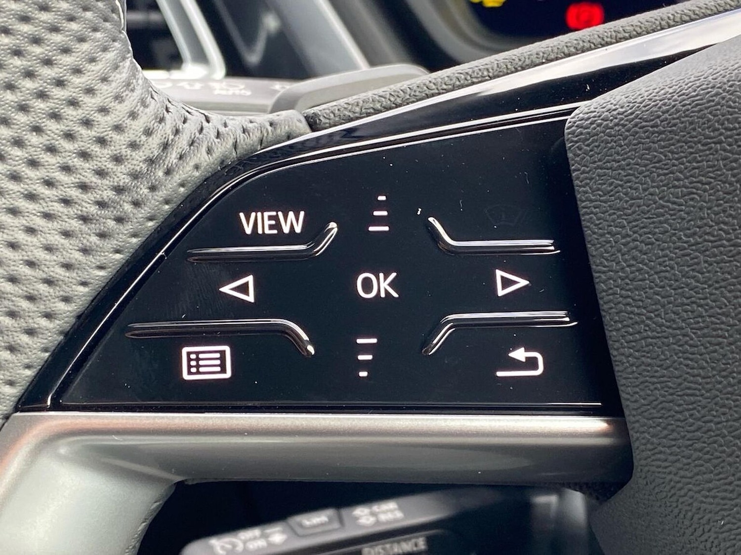 Used Audi Q4 e-tron 2025 for sale - 76699383: Photo 27