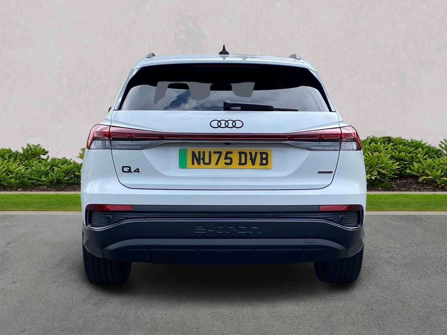 Used Audi Q4 e-tron 2025 for sale - 76699383: Photo 4