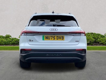 Used Audi Q4 e-tron 2025 for sale - 76699383: Photo