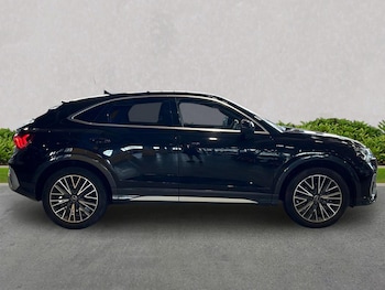 Used Audi Q3 2023 for sale - 79379726: Photo