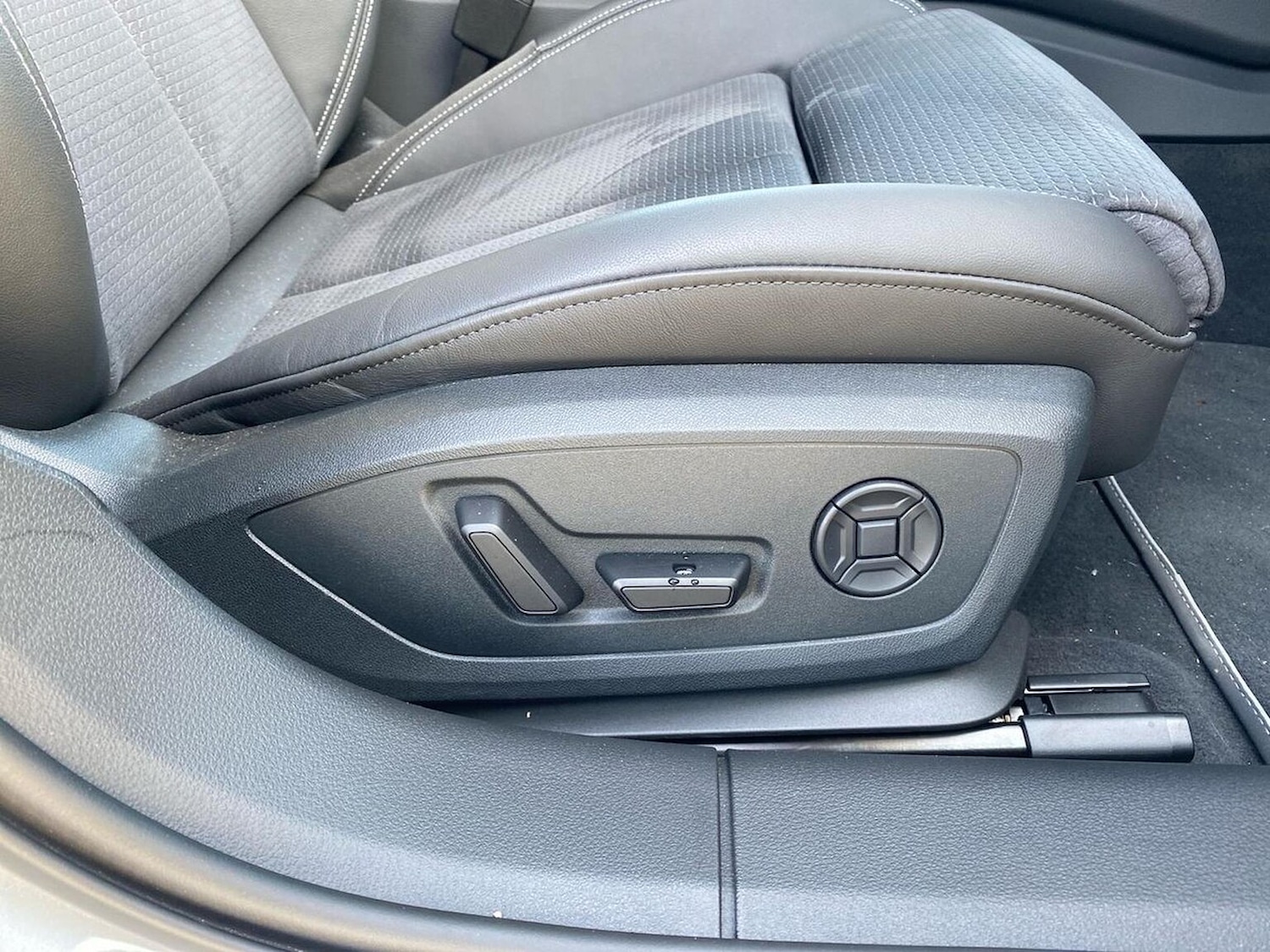 Used Audi A6 2024 for sale - 76403449: Photo 30