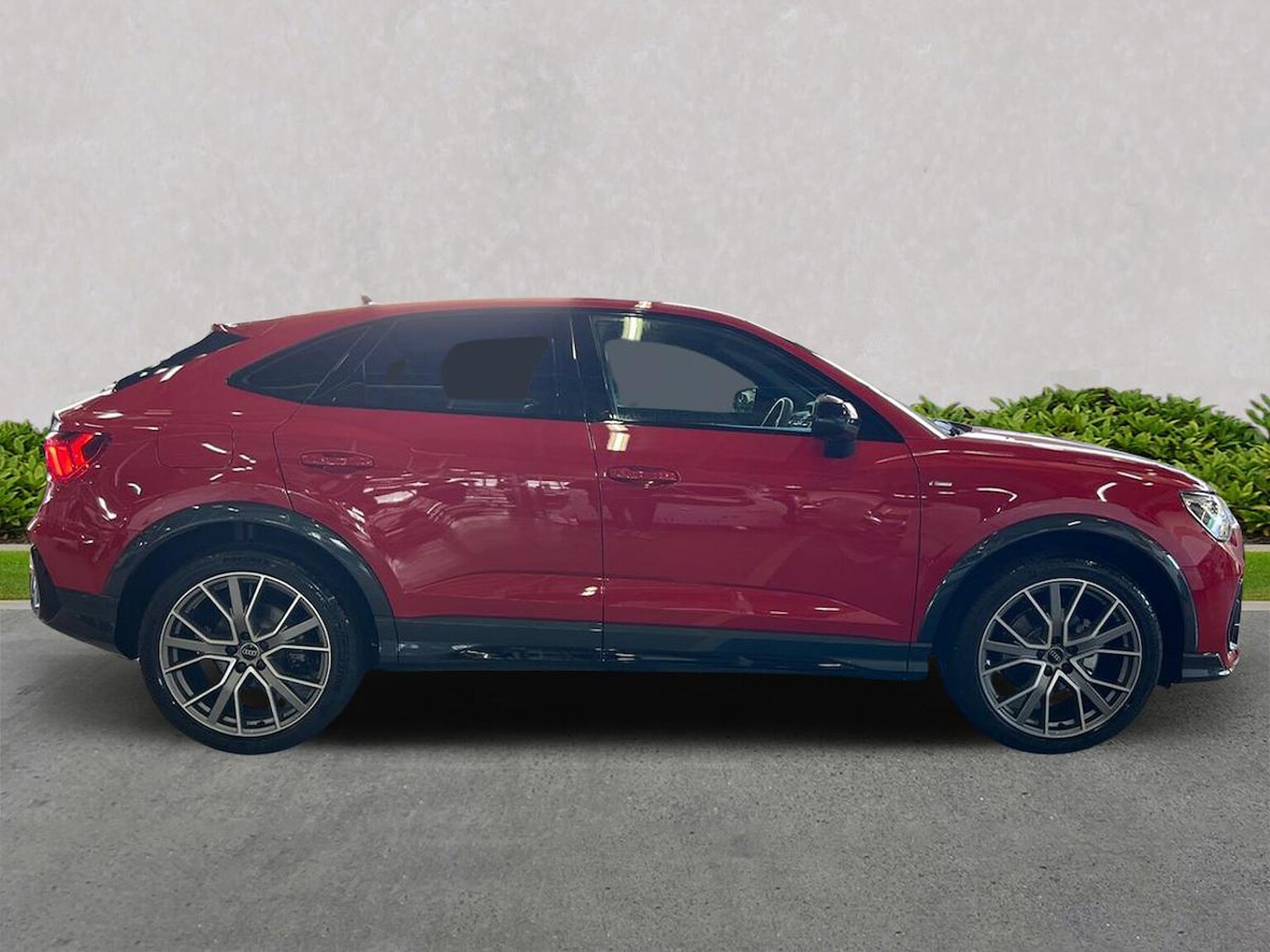 Used Audi Q3 2025 for sale - 76040670: Photo 3