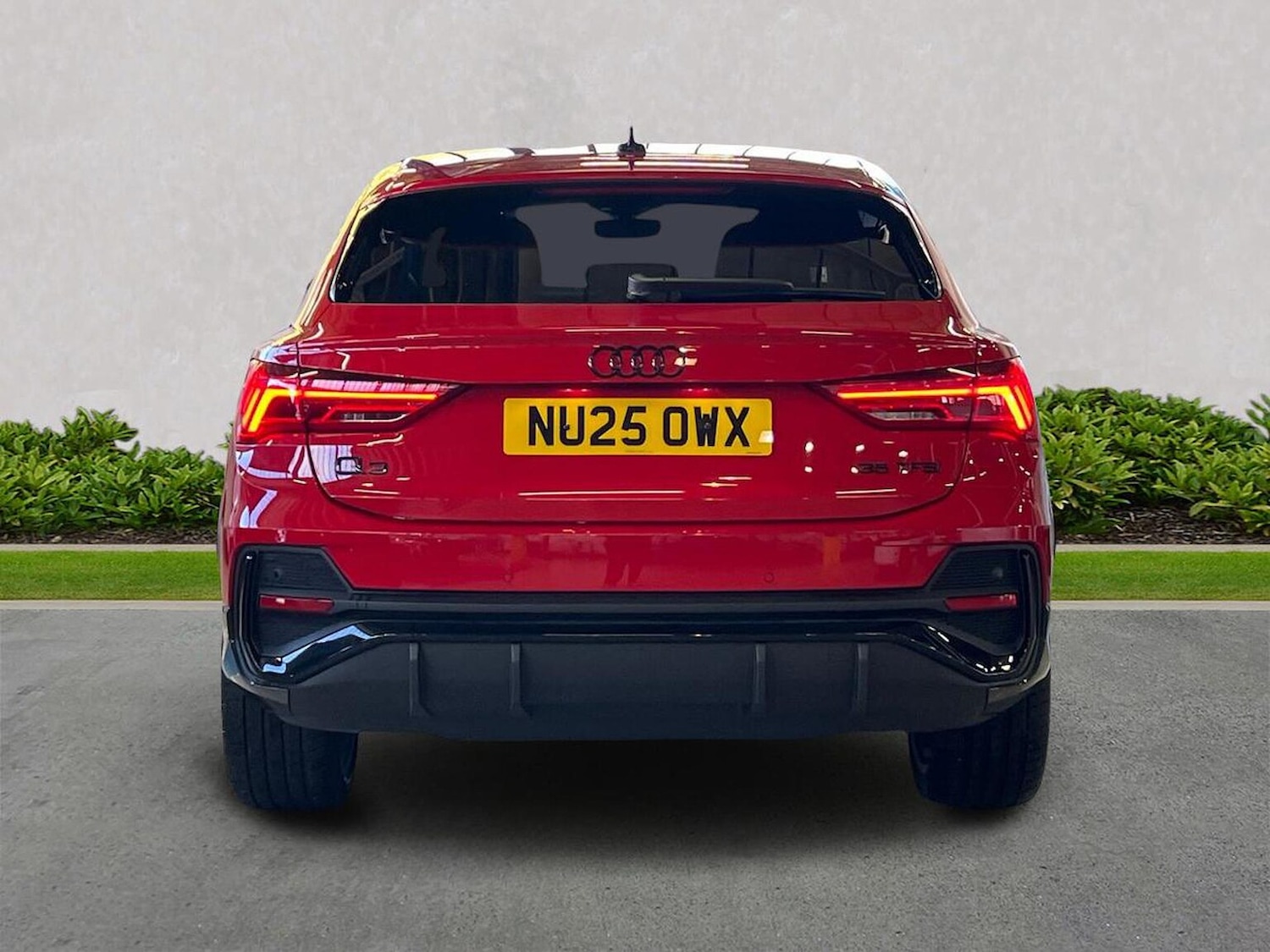 Used Audi Q3 2025 for sale - 76040670: Photo 4